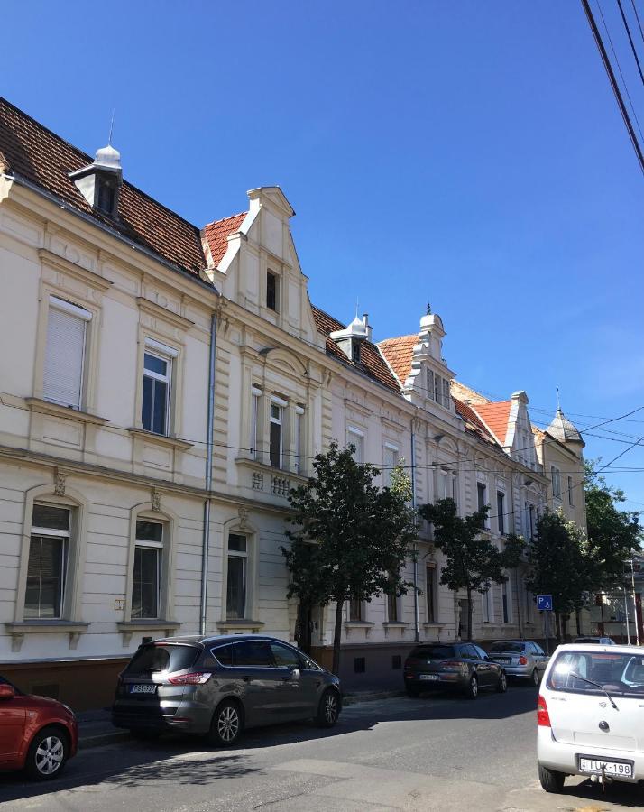 Studio 18 Sopron Exterior foto